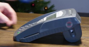 Banka Terminal 4 k kullanarak Nakitsiz aktarımları