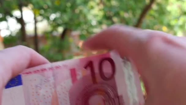 Ręce opowiadać banknotów euro — Wideo stockowe