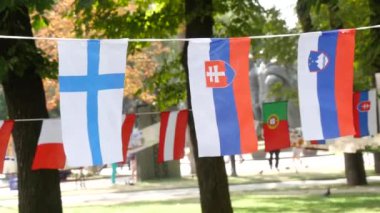 Avrupa bayrak bir ip üzerinde