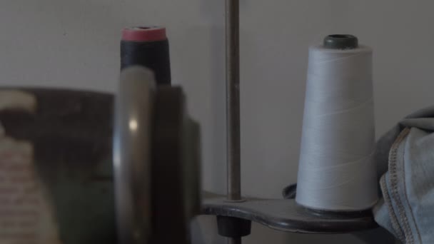 En del af symaskine – Stock-video