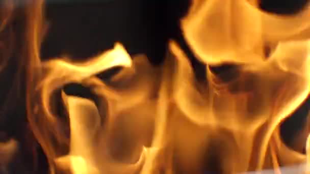 带火花片片的美丽的火焰质感 — 图库视频影像