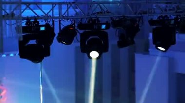 Sahne Işıkları Bir Konserde Sahneyi Aydınlat