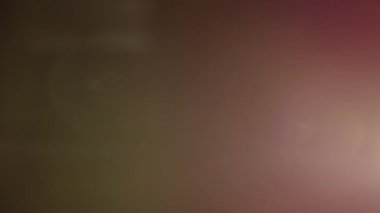 Çekimleriniz üzerinde birleştirme, videoyu biçimlendirme, geçişler