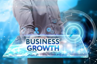 Ekonomi, teknoloji, Internet ve ağ kavramı. Genç busine