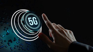 İnternet, iş, teknoloji ve ağ konsepti. 5G ağı konsepti, yüksek hızlı mobil internet, yeni nesil ağlar