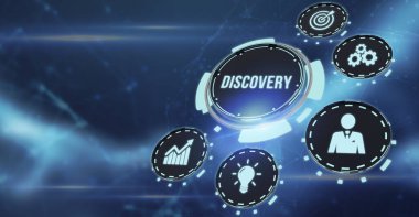 İnternet, iş dünyası, teknoloji ve ağ kavramı. Geleceğin sanal kara tahtası. Yazıyı görüyor: Keşif.