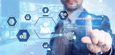 Implementasyon, web teknolojisi konsepti. İş, Teknoloji, İnternet ve ağ kavramı.