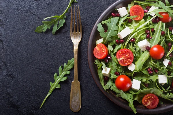 Rucola taze bahar salatası