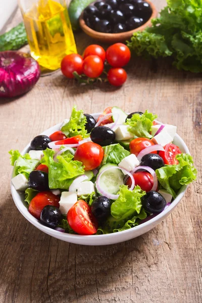 Photo of fresh greek salad — Stock Photo, Image