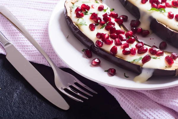 sarımsaklı Yoğurtlu patlıcan