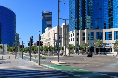 Tel Aviv, İsrail -14 Ekim 2025: Tel Aviv, İsrail 'in merkez bölgelerinden sokak manzarası. Yüksek kalite fotoğraf
