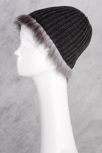 Women's fur hat — Stock Photo, Image