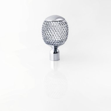 Korniş için bitiş metal