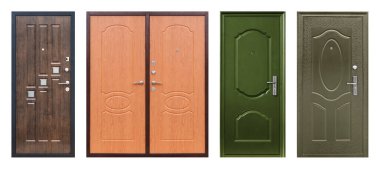 Beyaz arka planda izole edilmiş metal kapı modelleri.