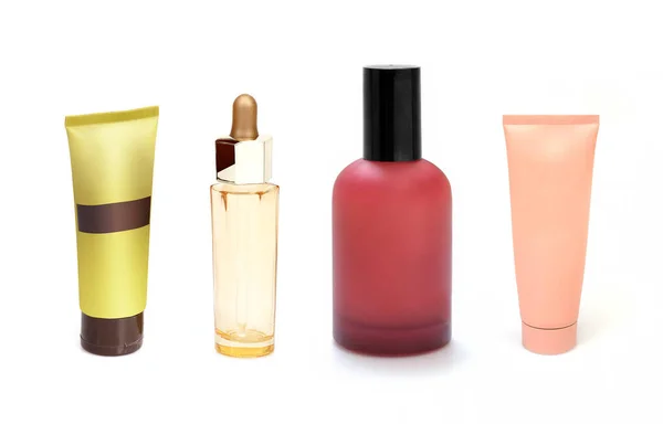 Layout Kosmetiska Rör Och Flaskor Isolerade Vit Bakgrund — Stockfoto
