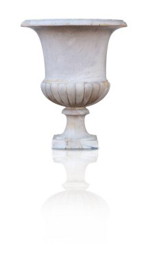 Beyaz arka planda izole edilmiş antik dekoratif mermer vazo. Kırpma yolu ile tasarım ögesi