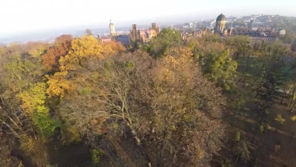 Yuriy Fedkovych Chernivtsi Ulusal Üniversitesi. Chernovtsi, Europe. — Stok video