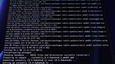 Bilgi işlem, siber güvenlik ve veri yönetimi görevleri için hayati önem taşıyan bir arka uç yazılımını detaylandırarak, bilgisayar monitöründe gösterilen karmaşık programlama kodunun yakın görüntüsü