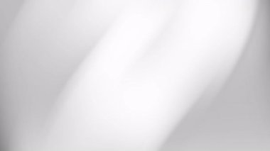 Beyaz eğimli arka plan ve dalga etkisi. Metin kaplaması, ürün sunumları, web sitesi afişleri, sosyal medya gönderileri ve dijital tasarım projeleri için elverişli.