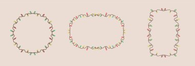 Noel Çelenkleri Kaprisli Çerçeveleri Ayarladı