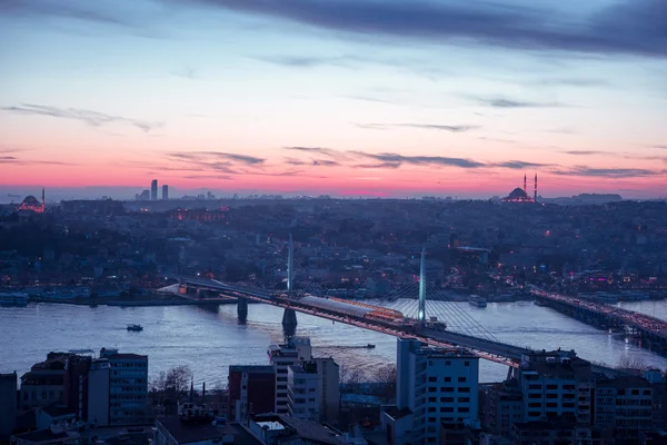 Čas západu slunce z Istanbulu letecký pohled — Stock fotografie