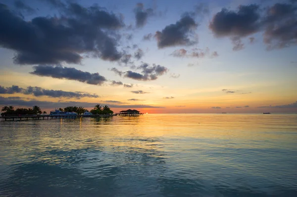 Güzel doğa ve deniz, Maldivler cennet Adaları