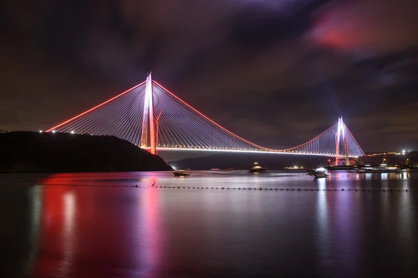 Nové Bospor most Istanbul, pojmenovaný Yavuz Sultan Selim — Stock fotografie
