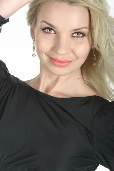 Schöne junge hübsche blonde Mädchen posiert im Studio — Stockfoto