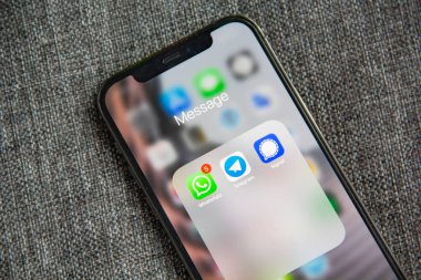  İleti Uygulamaları - Sosyal ağ sohbet uygulaması (Whatsapp, Signal, Telegram)