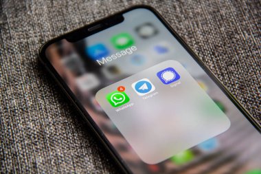  İleti Uygulamaları - Sosyal ağ sohbet uygulaması (Whatsapp, Signal, Telegram)