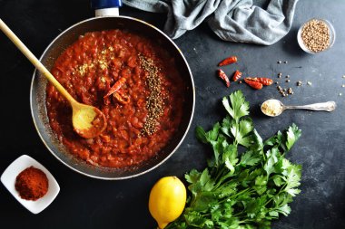 Rajma Masala Hazırlama Fotoğrafı arka planda, kapat