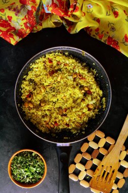 Hazırlıklı Hint Kanda Poha Tarifi