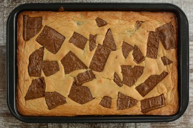 Sağlıklı keto düşük karbonhidratlı sarışınlar sağlıklı bir bayram tatlısıdır.