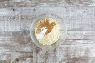 Ev yapımı Keto Diyet Gevreğinin hazırlama fotoğrafı 