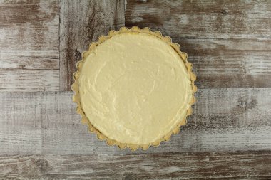 Arka planda keto limonlu turta için hamur hazırlıyorum, kapat