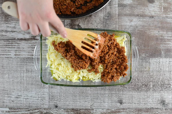 Hand Bereitet Keto Low Carb Lasagne Auf Holzgrund — Stockfoto