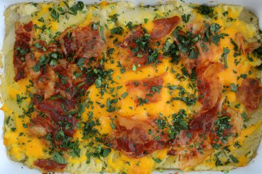 Arka planda keto yüklü karnabahar ezmesi, kapat