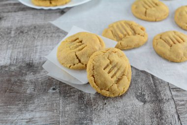 Keto Diyeti Fıstık Ezmeli Kurabiye