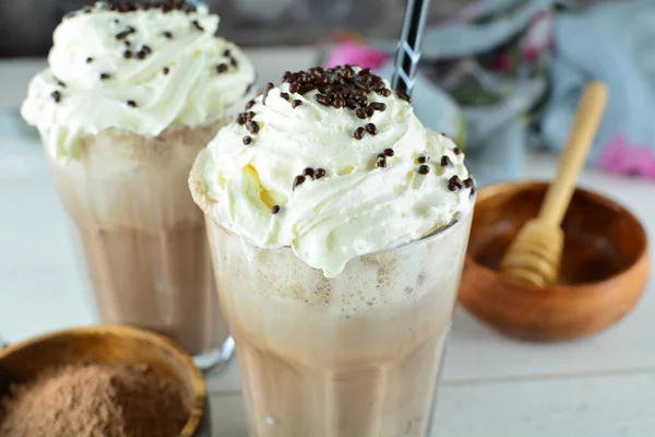 Vanilla Cocoa Milkshakes Background Close — Stock Photo, Image