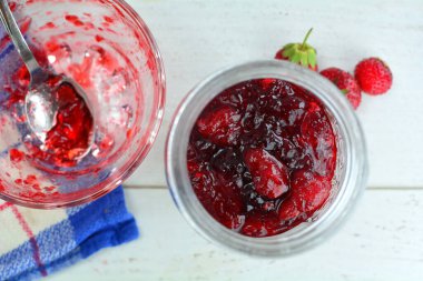 Arka planda chia puding parfe, kapatın