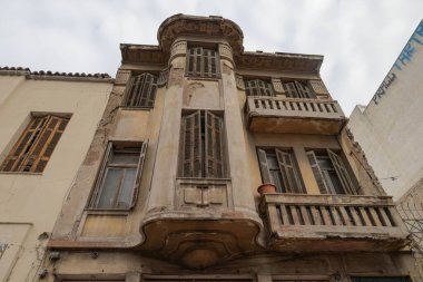 Atina, Yunanistan - 21 Aralık 2025 Başkent Yunanistan 'da ilginç bir fotoğraf yürüyüşü.