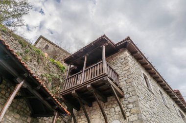 Dimitsana, Yunanistan - 11 Aralık 2025 Arcadia bölgesindeki geleneksel Dimitsana köyü.