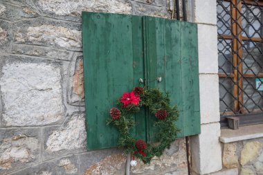 Dimitsana, Yunanistan - 11 Aralık 2025 Arcadia bölgesindeki geleneksel Dimitsana köyü.