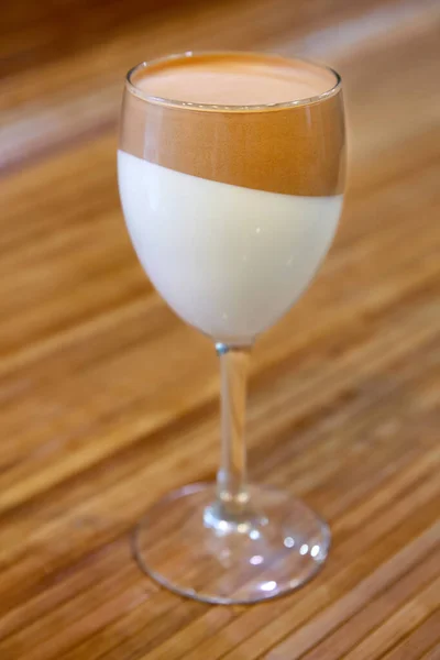 Krämig Chokladdessert Ett Glas Närbild Selektiv Inriktning — Stockfoto