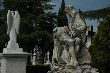 Pieta İtalyan mezarlığında.