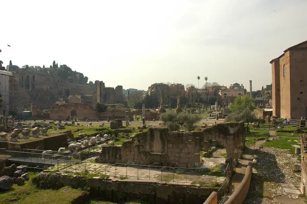 Yazın Insanlar Olmadan Roma Forumu — Stok fotoğraf