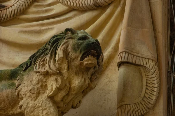 Львиная Скульптура Европейском Парке — стоковое фото
