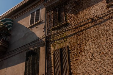 Kimliği olan Avrupa penceresi