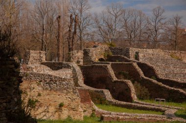 Yazın Rimini 'de küçük bir kolezyum