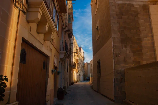 Antigua Calle Europea Verano Luz Cálida — Foto de Stock